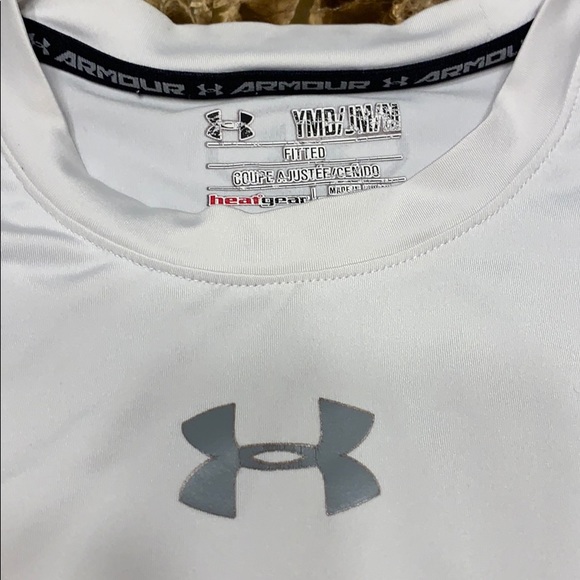 Youth Medium sleeveless white under Armour - Picture 2 of 3